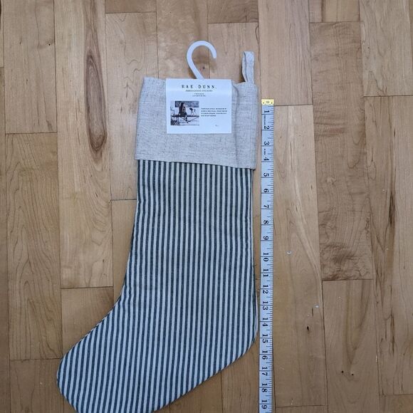 RAE DUNN Embroidered stocking set of 2 pcs New - Picture 4 of 6